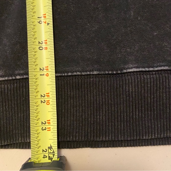 Stranger Things Neon Graphic Fade Sweatshirt Eleven Pullover Black Medium - Picture 8 of 9